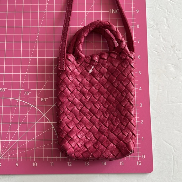 NEW Free People Pink Woven Hearts Leather Crossbody Small Bag - Picture 10 of 11